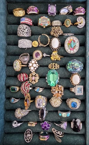 Vintage Lot Of 50 Costume Jewelry Ring Lot Gold Silver Tone Rhinestone Cocktail