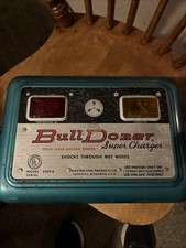 Vintage Bull Dozer Super Charger 4309A Solid State Electric Fence - tested-Works