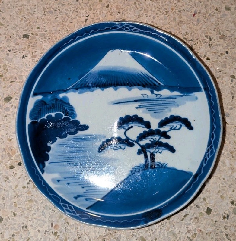 Antique Japanese Hand-painted porcelain plate, Imari ware, Mt. Fuji