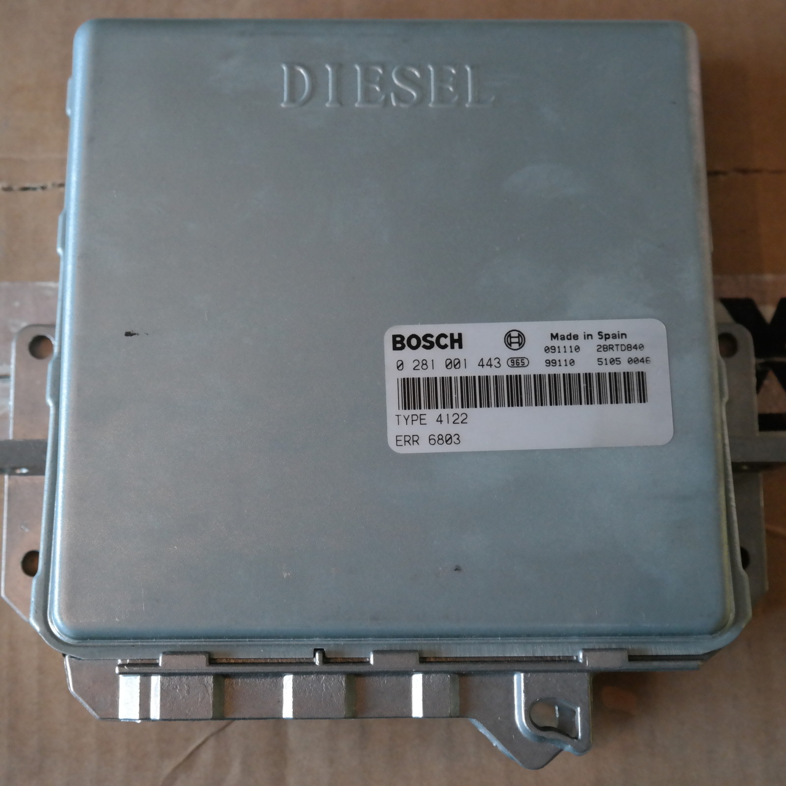 Boitier electronique Bosch 0281001443 moteur Rover OEM ERR6803 neuf