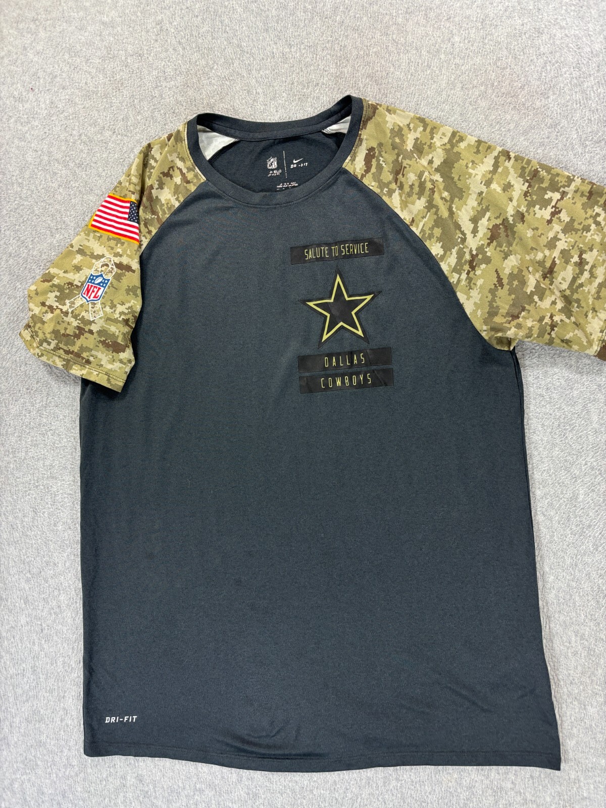 Dallas Cowboys Salute To Service S/S Crew Football Shirt (Men's Large) Gray