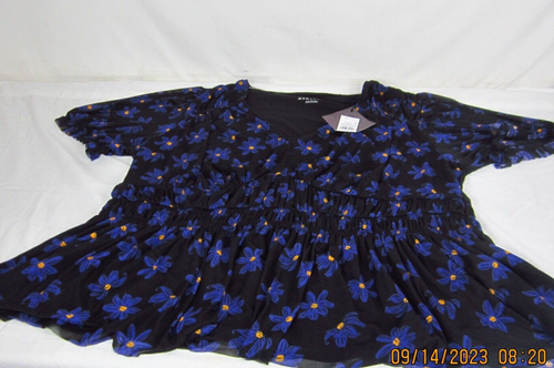 Women's Ava & Viv Short Ballon Sleeve Blue Floral Print Blouse 3X - Picture 4 of 16