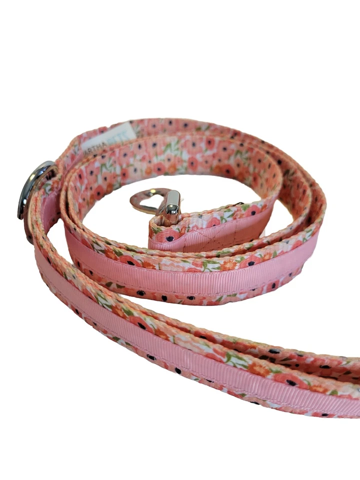 Correa para perro Martha Stewart Pets moda 4' y cuello XXL estampado rosa y floral Foto 2 de 4