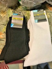 Mens Crew Socks 2 PK White PLUS 2 PK BLACK SIZE 6-12 NEW
