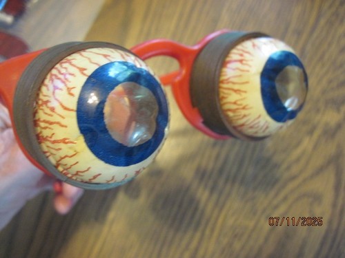 VINTAGE SLINKY DROOPING SPRING EYES POP OUT JOKE GLASSES EYEBALL