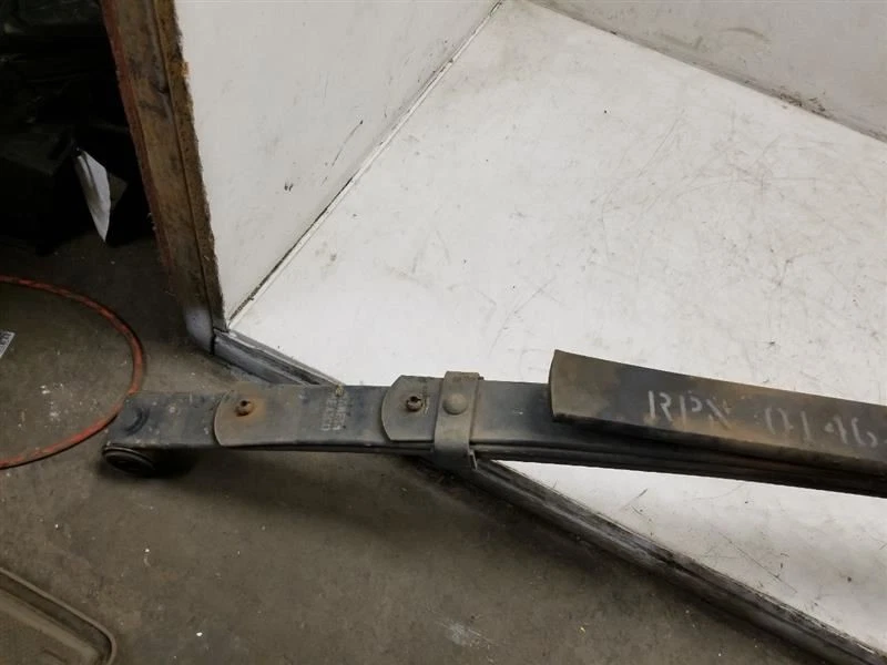 04 05 06 TOYOTA TUNDRA 4.7L PASSENGER RIGHT LEAF SPRING CREW CAB 2UZFE 48210-AF0 - Image 2 of 4