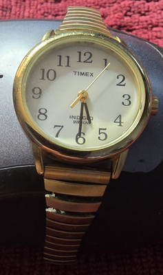 Timex Indiglo WR 30M Watch Gold 1 3/8'' Easy Reader Expansion Band Needs Battery