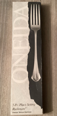 RUSHMORE Oneida Deluxe Stainless 5 Piece Place Setting (s) Unused USA Flatware
