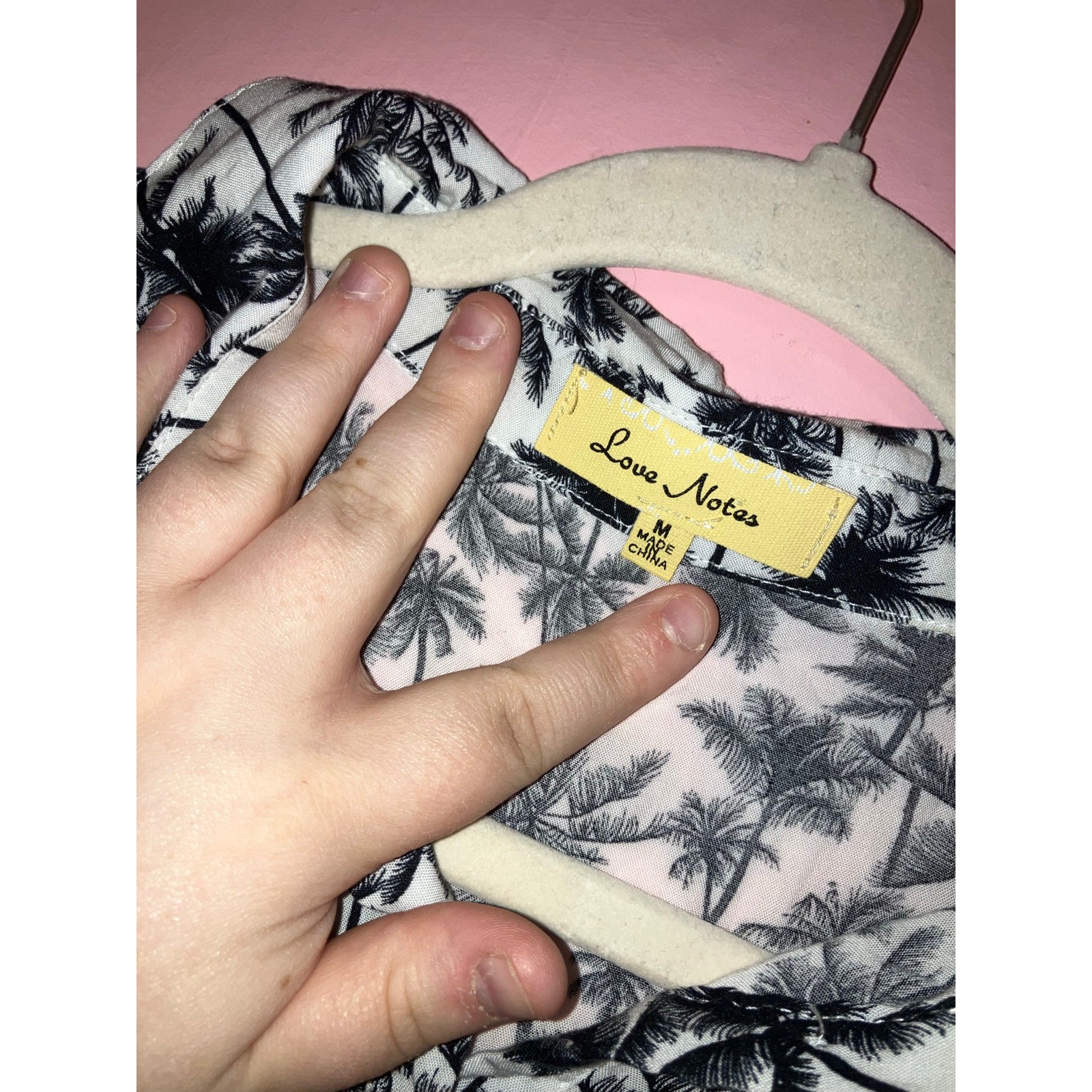 Love Notes Palm Tree Button Front Cropped Top Bla… - image 2