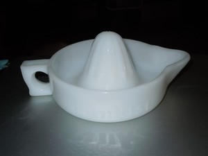 SUNKIST White Milk Depression Glass Juicer.  Vintage!