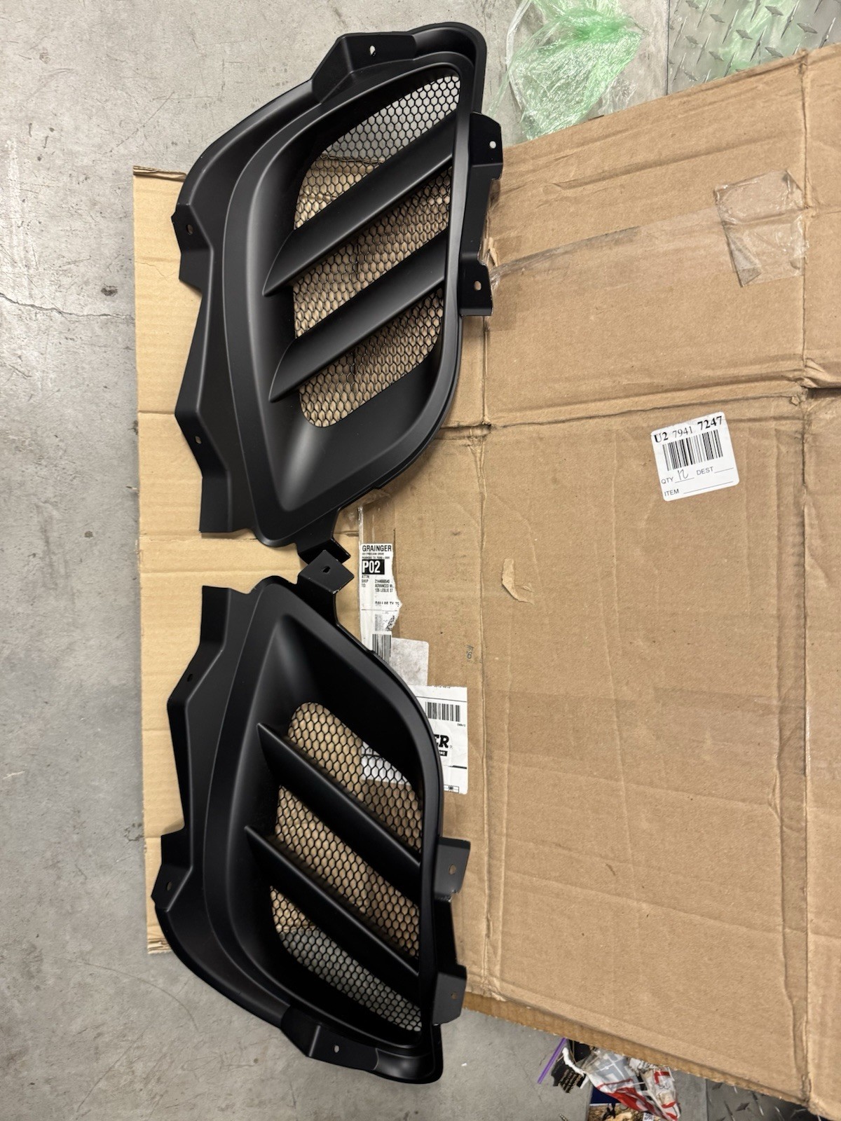 Maserati Granturismo MC Rear Bumper Grill L+R MY16-2019 M145