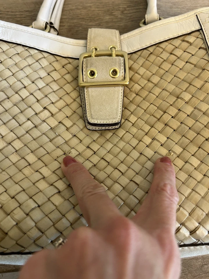 Bolso de Mano Coach Paja Cuero Blanco Borde Tejido Cesta Verano Hebilla Bloqueo Giratorio Foto 4 de 4