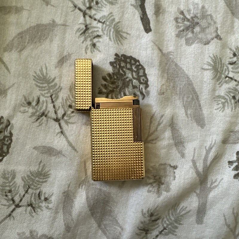Vintage ST Dupont Gold Plated Ligne 1 Big Tall Lighter 1950-1960s. Untested. 