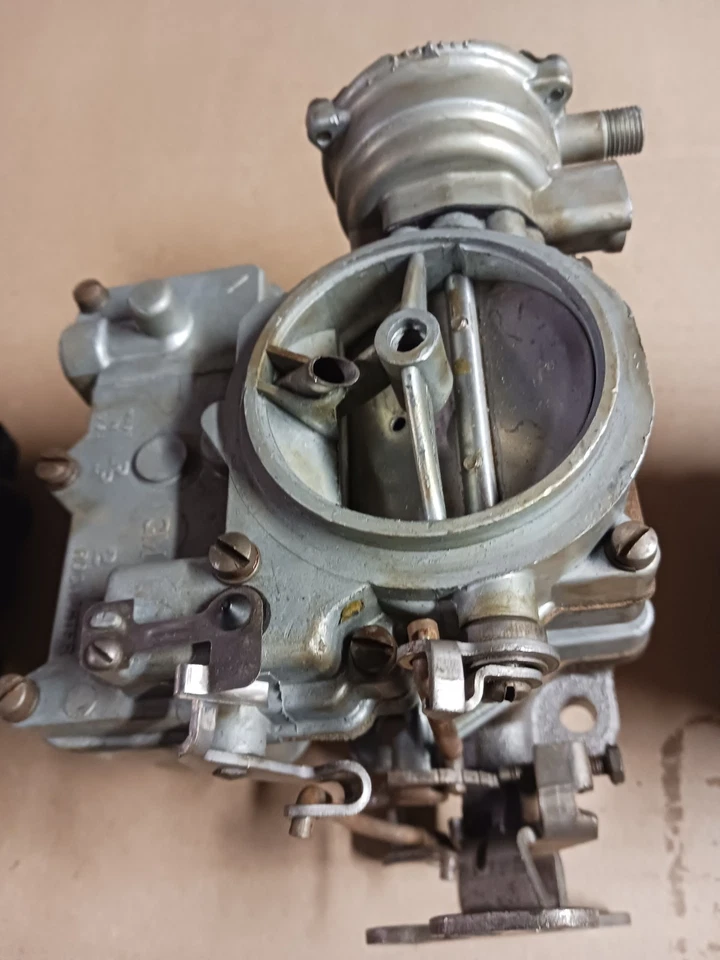 59 60 61 62 63 JUEGO CARBURADORES TRIPOWER RESTAURADOS PONTIAC BONNEVILLE 2+2 CATALINA Foto 3 de 4