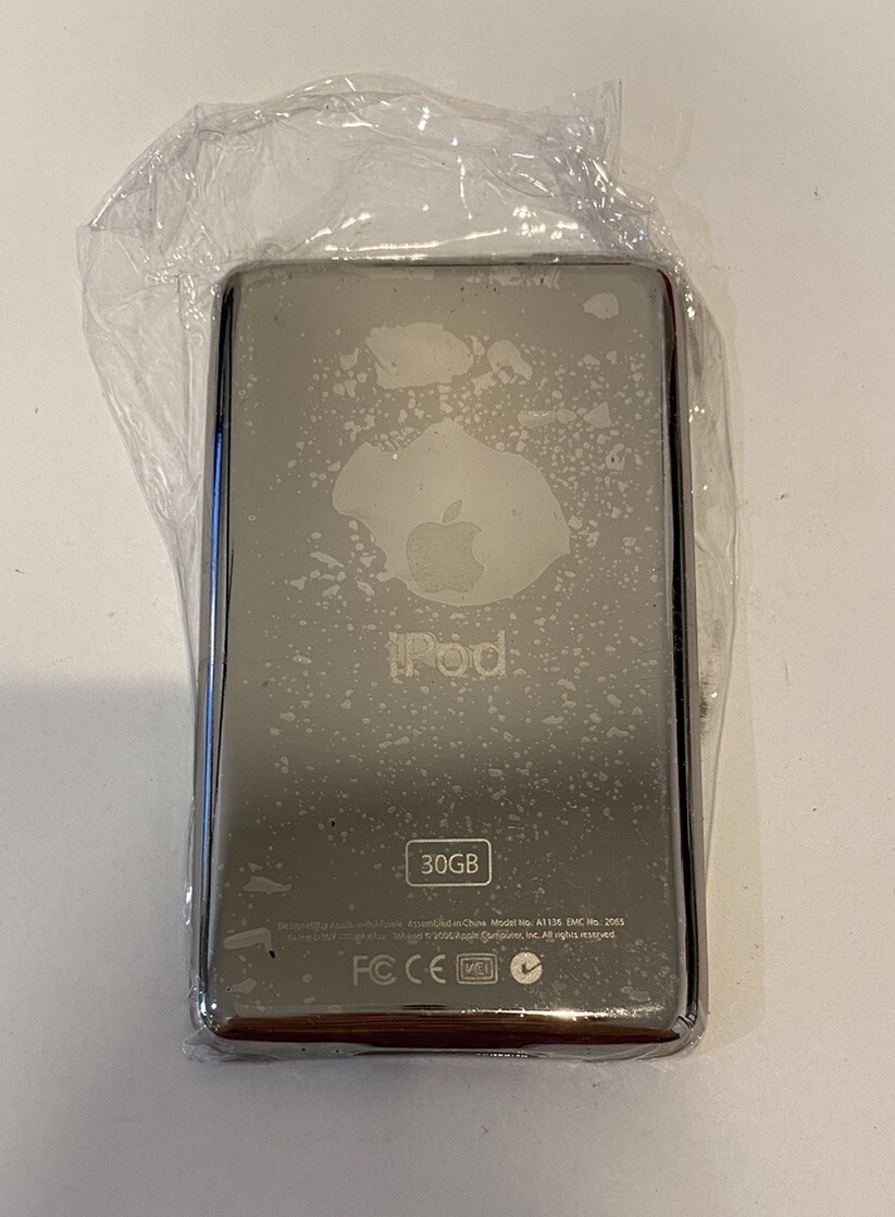 New Apple iPod classic 5th Generation Back Cover (30GB