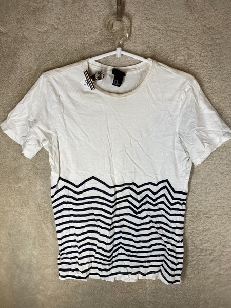 H&M Casual T-Shirt Tee Top Size XS Womens White Striped Short Sleeve