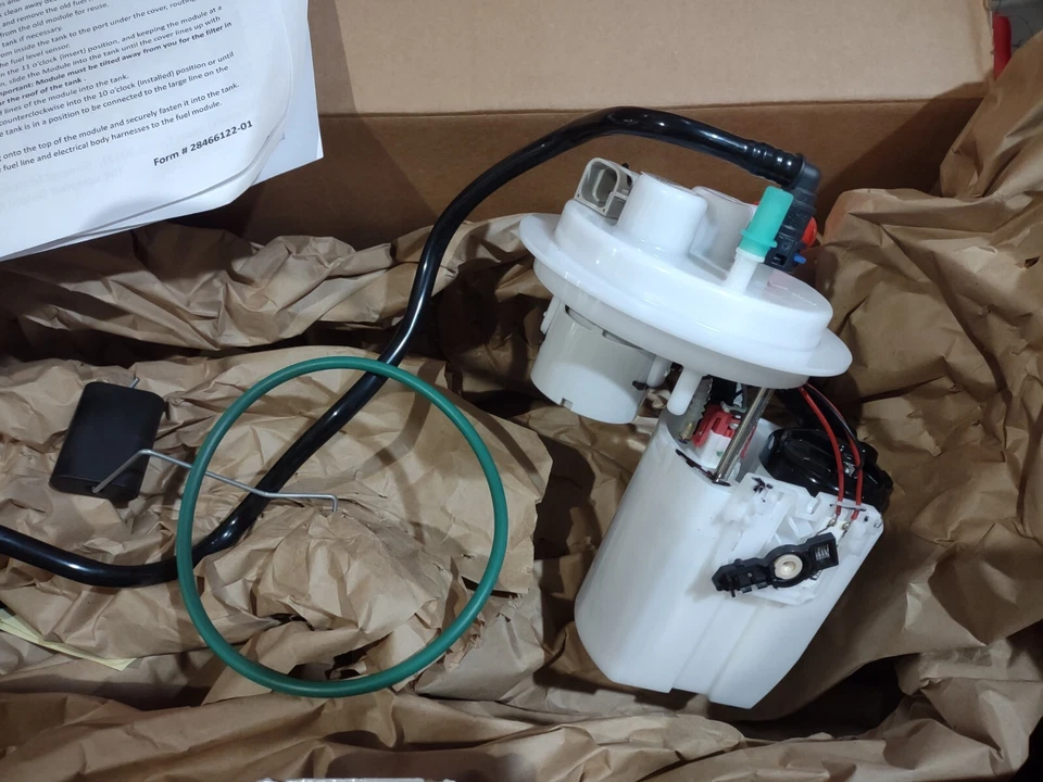 Bomba de combustible OEM FG1384 Select 2004-2008 Chevrolet Malibu Saturn Aura. Necesita junta Foto 4 de 4