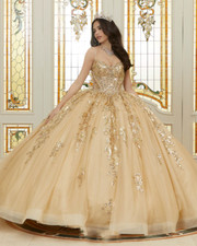 Princess Champagne Quinceanera Dresses with Straps Sweet 15 16 Prom Ball Gowns