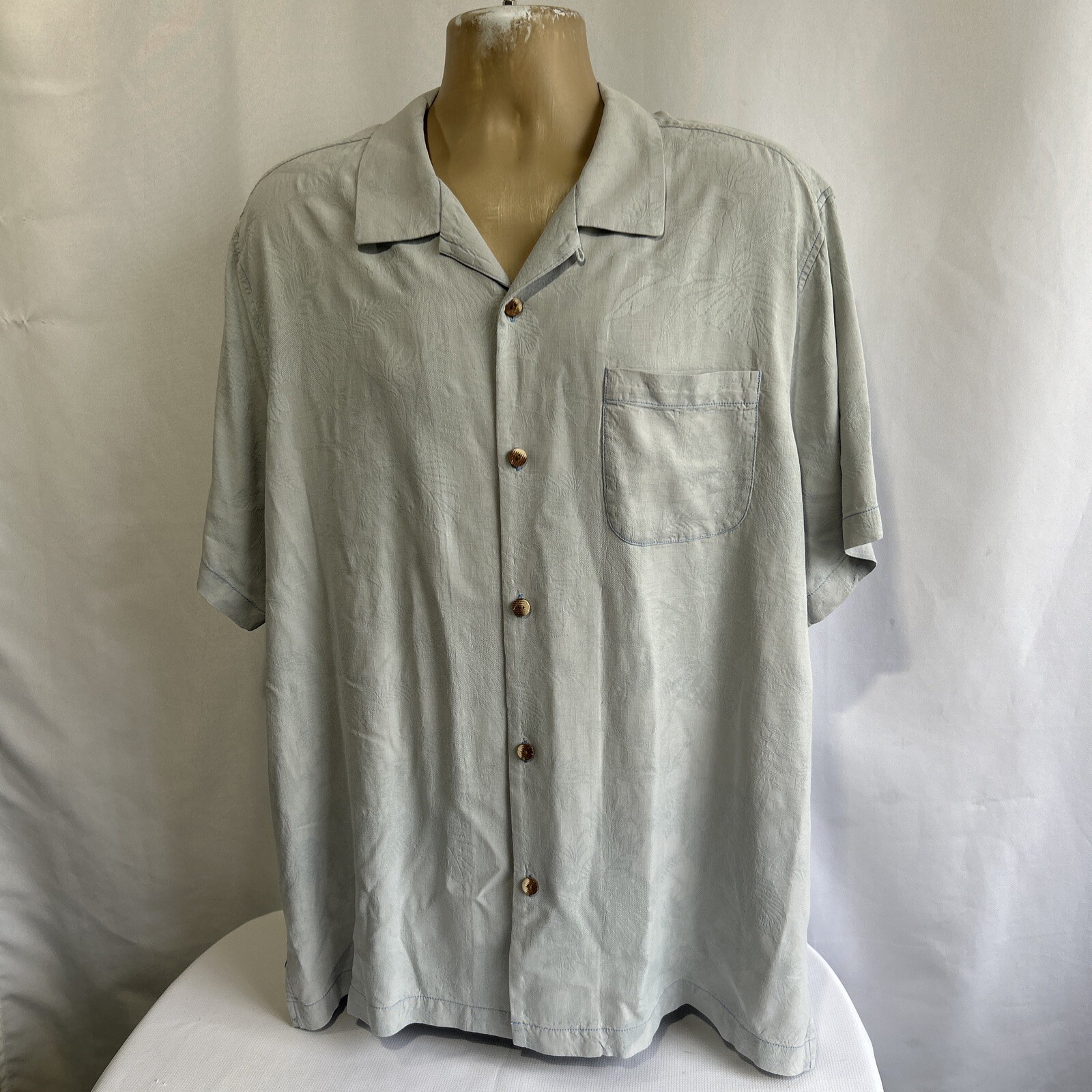 Tommy Bahama Mens Hawaiian Shirt Palm Leaf Blue 100% Silk Button Down Size XL