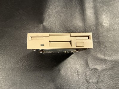 Vintage Teac FD-235HF 3.5'' 1.44 MB Internal Floppy Drive 19307342-40 - Untested
