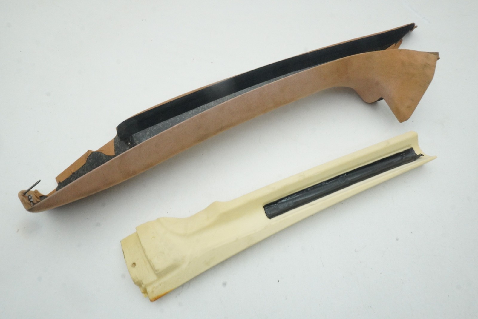 Front Right A Pillar Cover Trim Panel 4G43-L03512-AD Aston Martin DB9 Volante 13
