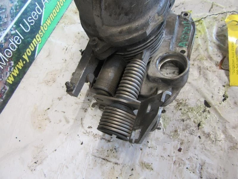 Throttle Body Throttle Body Assembly Fits 93-98 BMW 740i 1158842 - Image 4 of 4