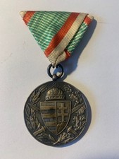 Orden - Ungarische Weltkriegs Medaille Pro Deo et Patria 1914/18 am Band
