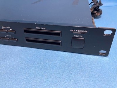 Roland U220 U-220 Sound Module Synthesizer Rackmount Tested