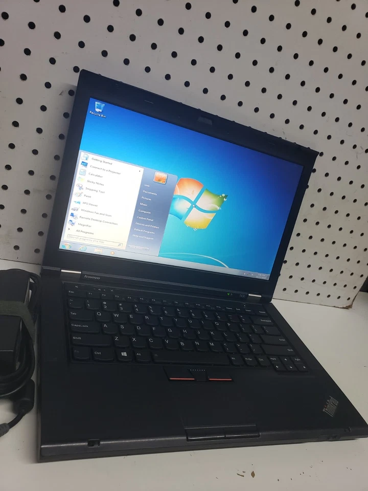 Lenovo ThinkPad T430 Intel i5-3220M  2.60GHz 8GB RAM,256GB SSD Windows 7 Pro  - Image 4 of 4
