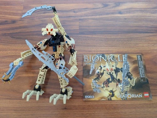 LEGO 8983 Bionicle Vorox Glatorian 100% COMPLETE W/ Instructions - 2009 Set