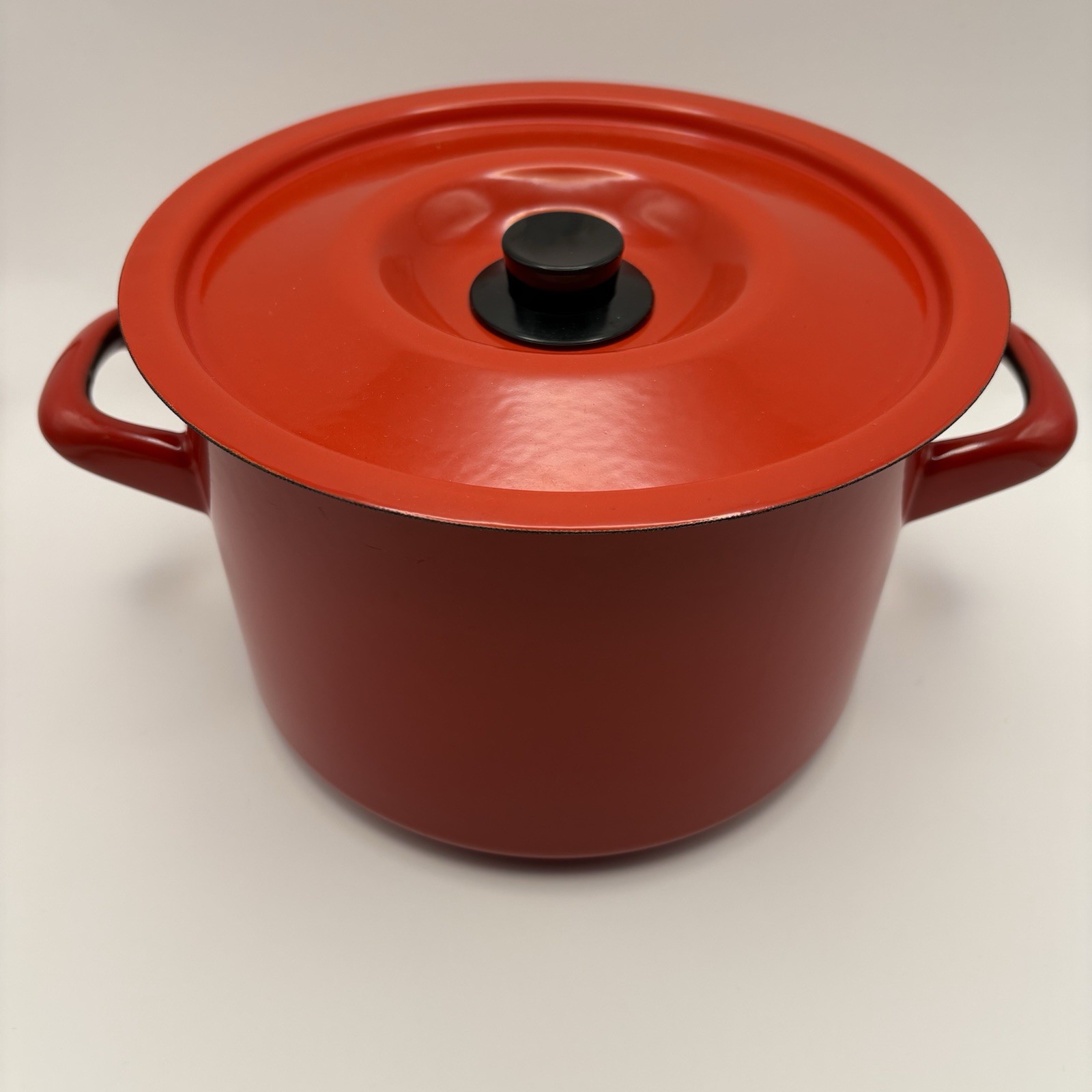 Vintage Finel Wartsila Arabia Finland Dutch Oven Stock Pot Red Enamel 3.5 Ltr