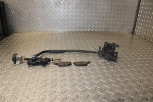 04 / 06 Yamaha R1 / YZF-R1 / YZFR1 Rear Brake Master Cylinder Caliper Pads Hose