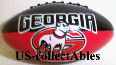 UNIVERSITY of GEORGIA BULLDOGS Football Keychain Sports Souvenirs Collectables
