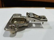 SALICE E-Centra press in 1/2" 106 Deg. 2 Cam Self Close Hinge CSR3799