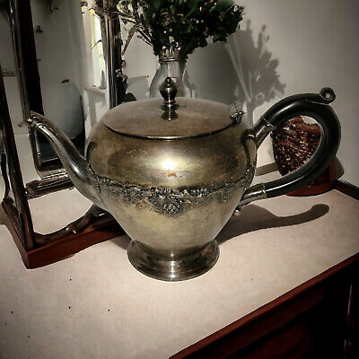 Wm A Rogers Teapot Grape Leaf Design SP Copper BM MTS 6176 Wm A Rogers Teapot Grape Leaf Design SP Copper BM MTS 6176