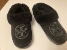 New Tory Burch Embossed Logo Shearling Slipper Black Size 6