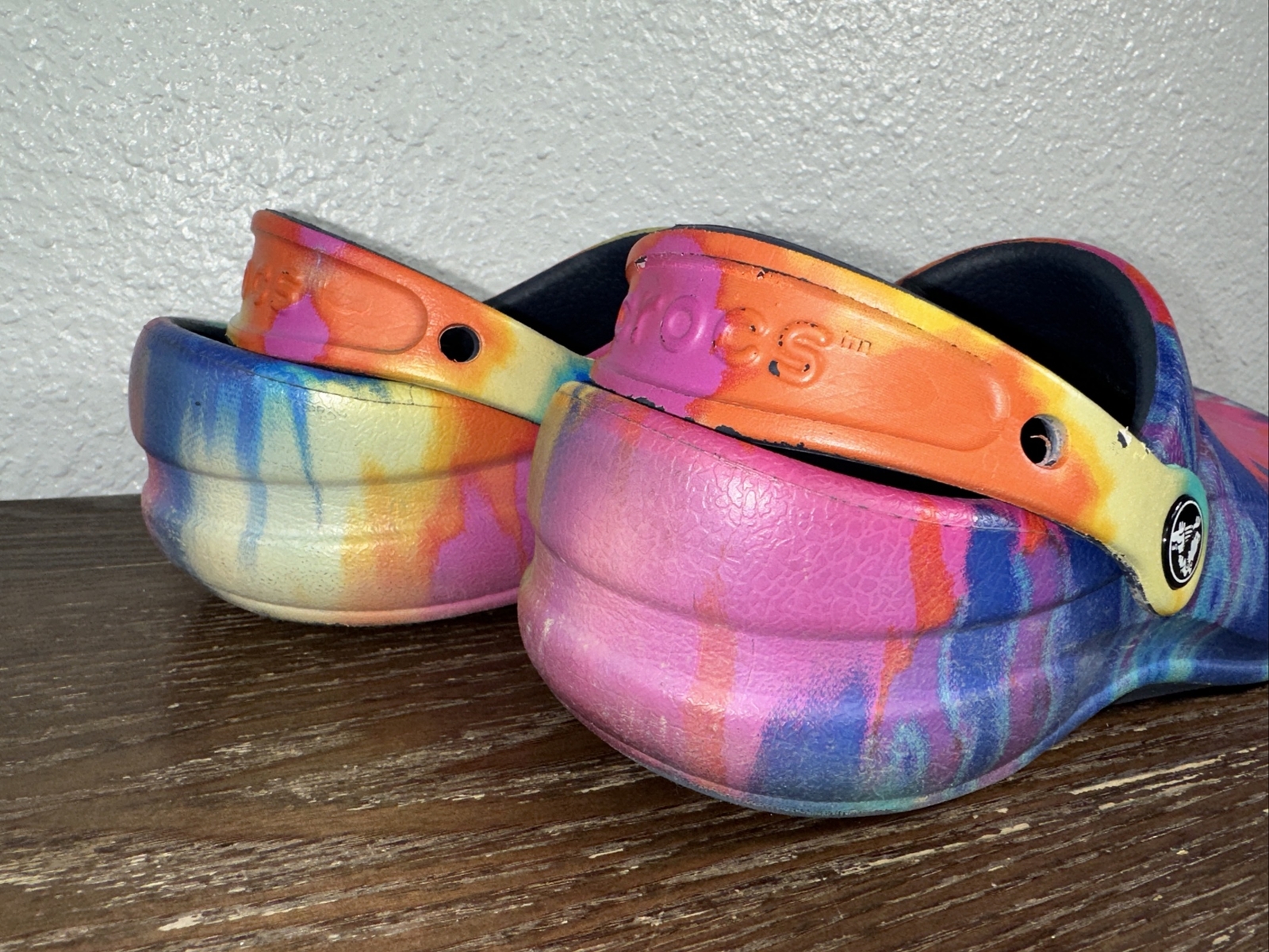Crocs Mens 5 Tie Dye Slip On Strap Slip Resistant Uni Gem crocs-mens-5-tie-dye-slip-on-strap-slip-resistant-uni-gem