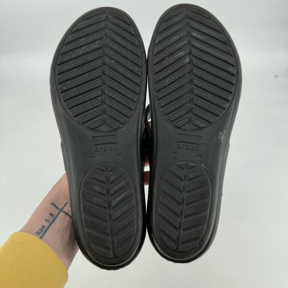 Crocs Sandals Women’s 10 black rubber slides slip on comfort beach ...