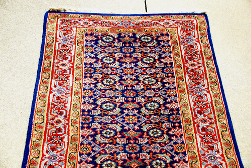 Alfombra vintage Estate Find hecha a mano? Alfombra geométrica oriental de lana 31"x5' origen de ayuda - Imagen 6 de 17