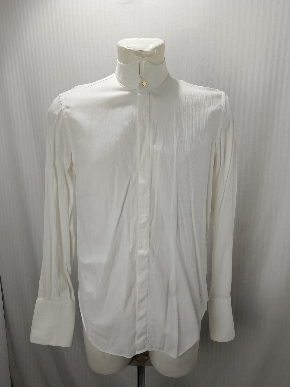 Articolo e3283 camicia da cerimonie uomo Yves Saint Laurent bianca taglia EU41 