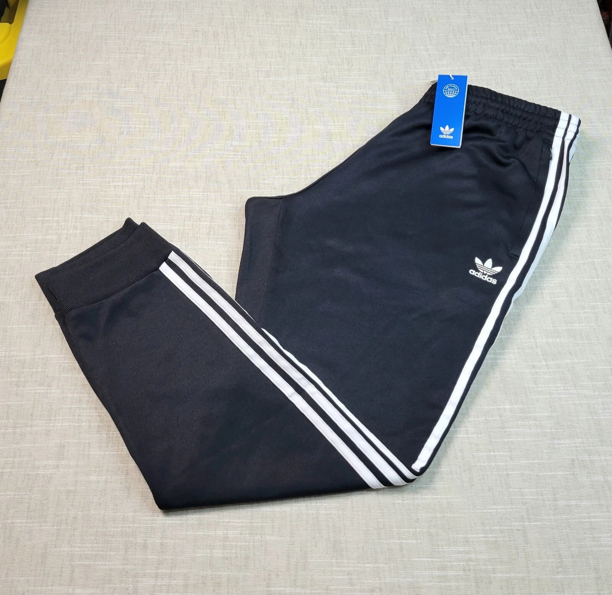 Adidas hotsell superstar jogger