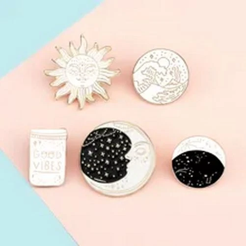 Sun Moon Star Shape Brooches Women Men Fashion Garments Accessories Pins Brooch - Image 2 of 4