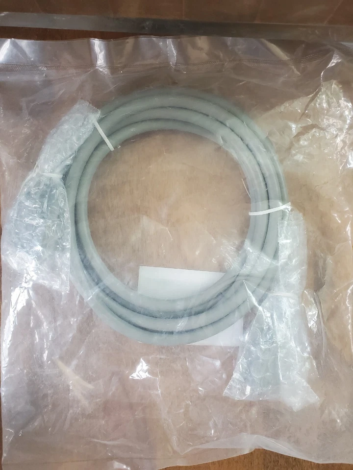 AMPHENOL CABLES ON DEMAND CS-DSDHD26MF0-010-COMPUTER CABLE,HD26 PLUG/RCPT - Image 3 of 3