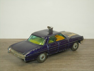 Oldsmobile Super 88 Man From The UNCLE - Corgi Toys 497 England