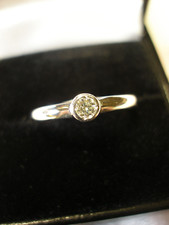 18 CARAT DIAMOND SINGLE STONE RING G COLOUR VS PURITY BRAND NEW IN BOX QUALITY