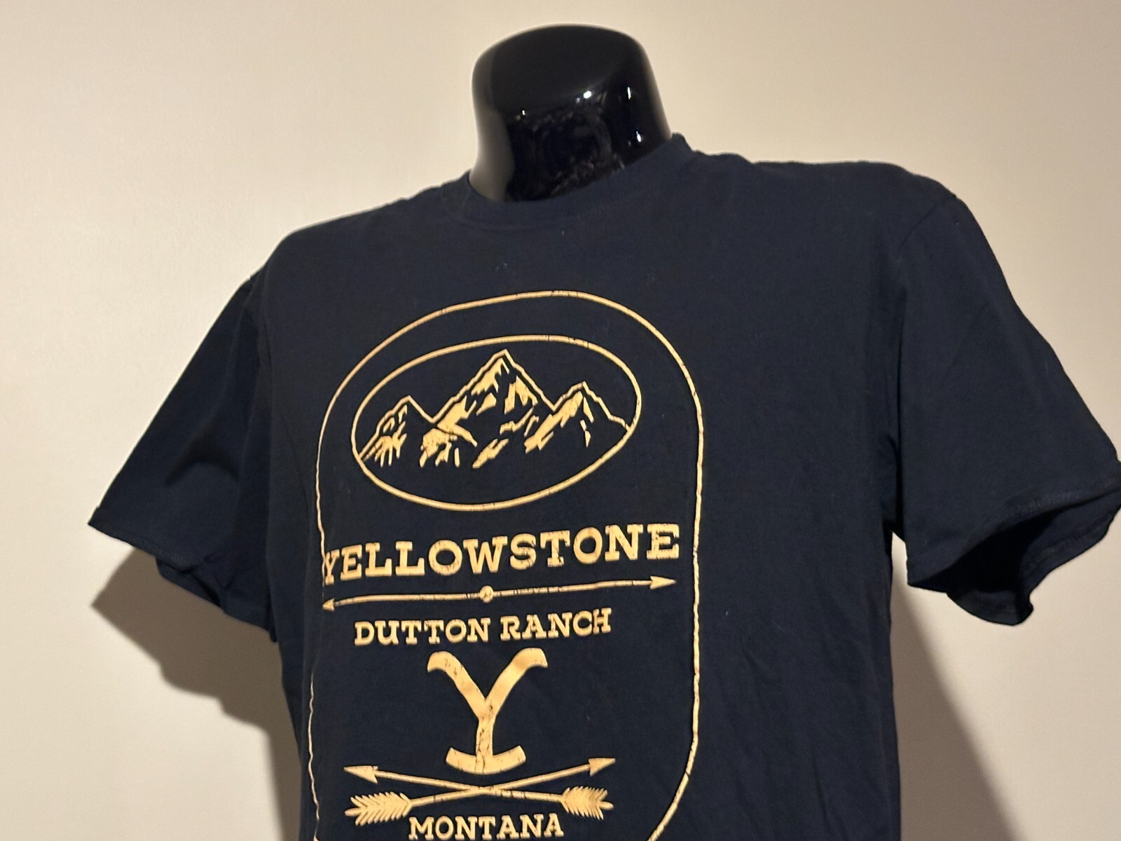 YELLOWSTONE official Dutton Ranch Paramount t-shi… - image 5