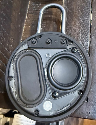 JBL Clip 3 Black Portable Bluetooth Speaker - missing front cover