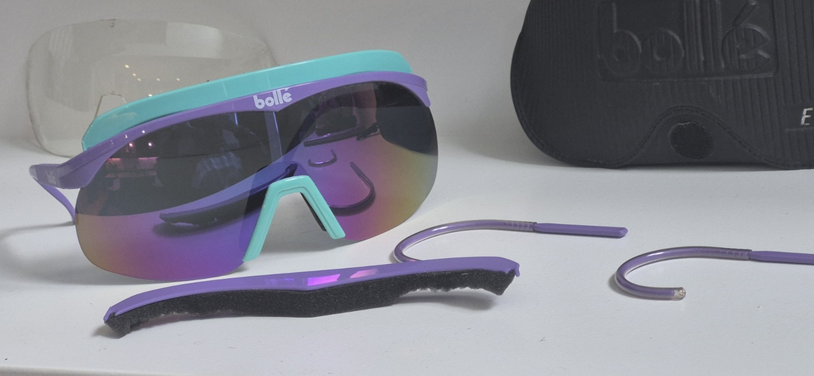 Bollé Micro Edge Chrono 1980s  Vintage sports style Sunglasses & Case. image 7