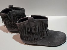 Kohls Piata Grey Ankle Boots - Girls 5 medium - Brand New
