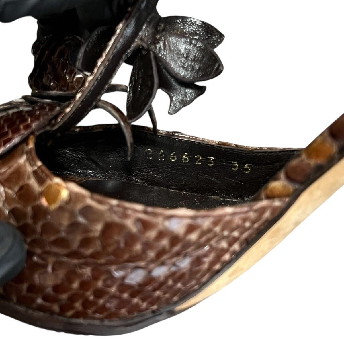 Womens GUCCI GUCCI Python Leather Flower Motif Op… - image 8